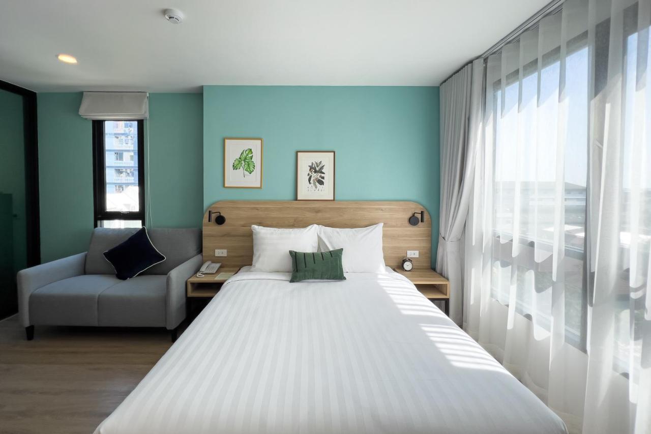 Wellness Stay & Hotel Sukhumvit 107 Bangkok Esterno foto