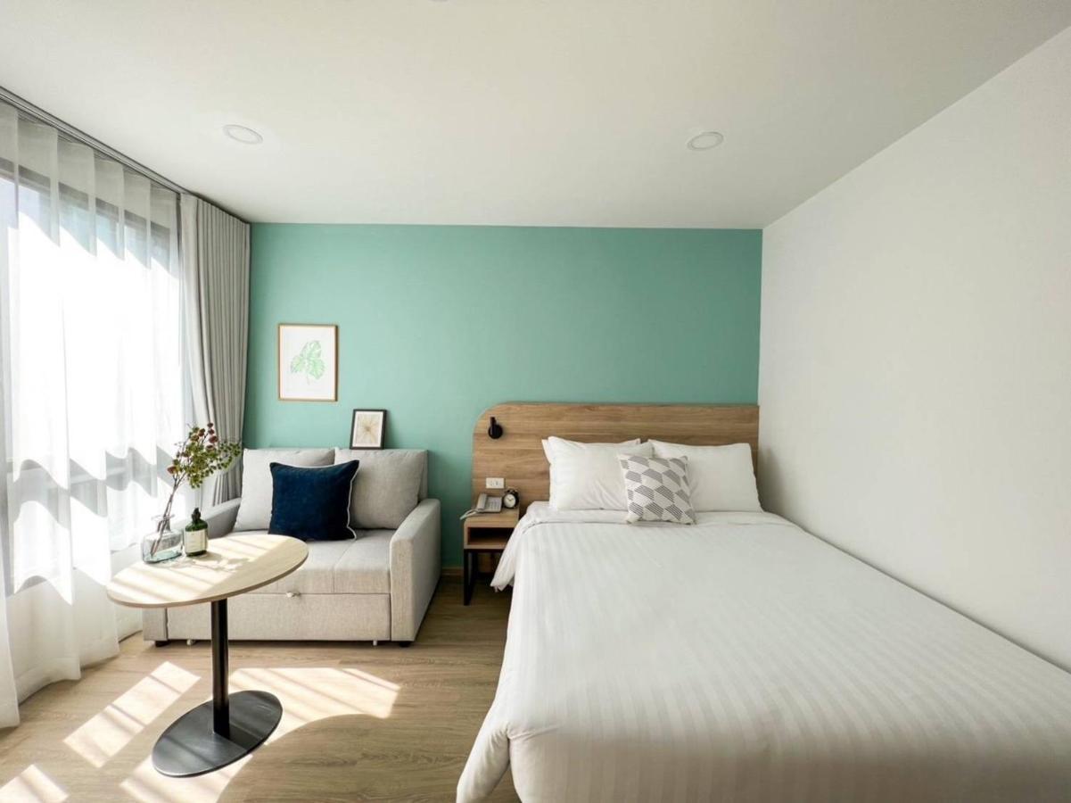 Wellness Stay & Hotel Sukhumvit 107 Bangkok Esterno foto
