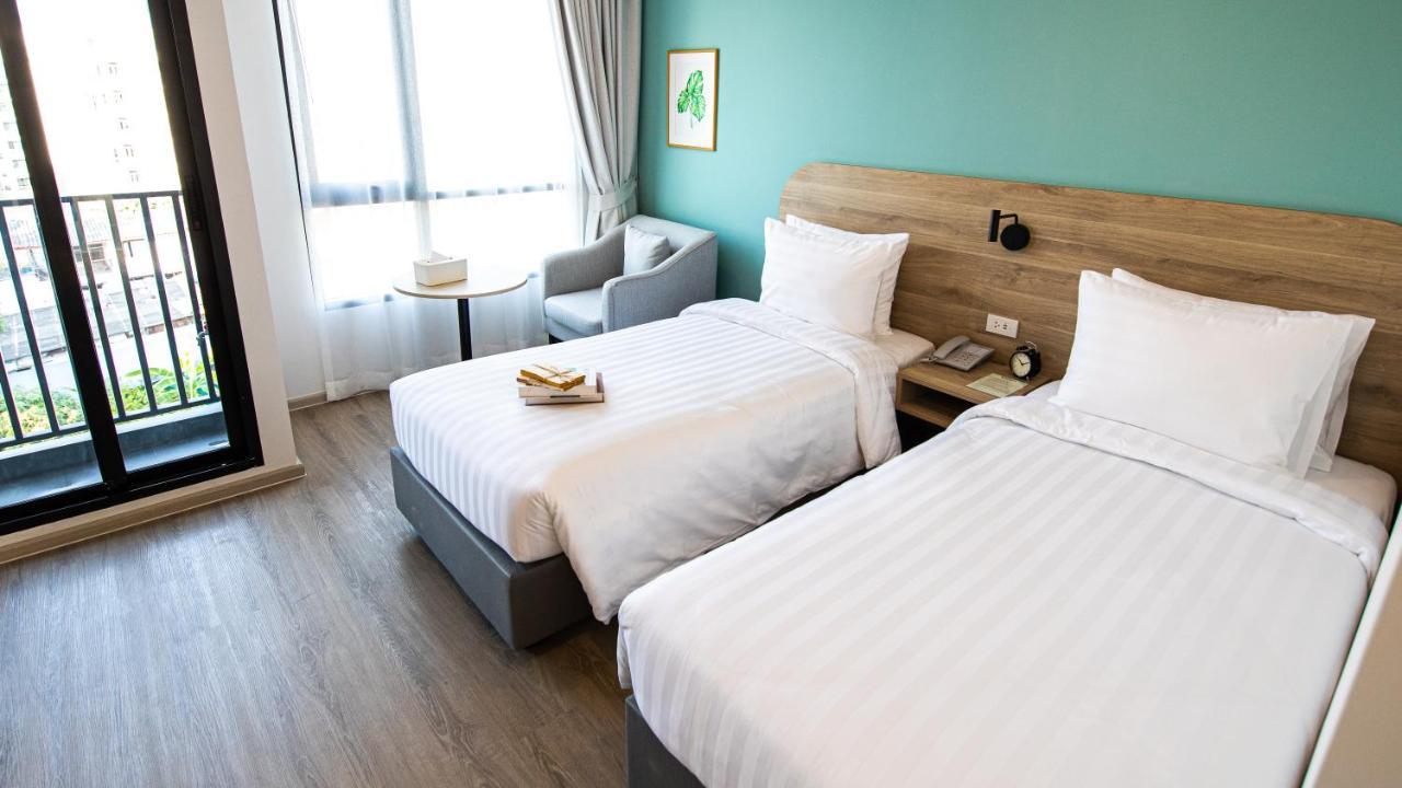 Wellness Stay & Hotel Sukhumvit 107 Bangkok Esterno foto