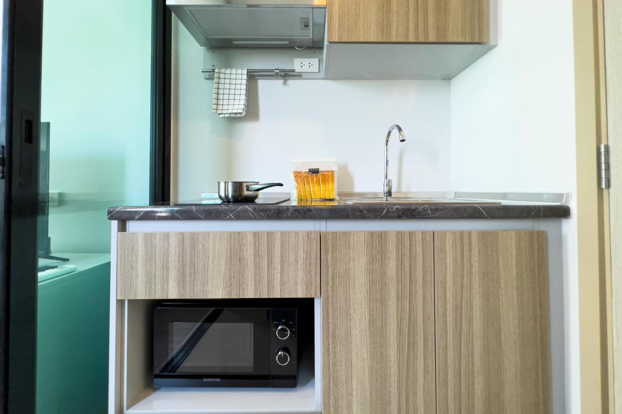Wellness Stay & Hotel Sukhumvit 107 Bangkok Esterno foto