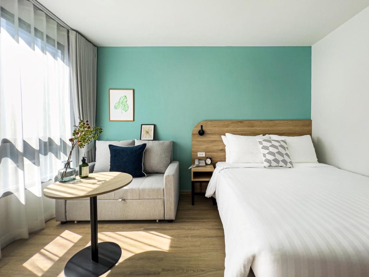 Wellness Stay & Hotel Sukhumvit 107 Bangkok Esterno foto