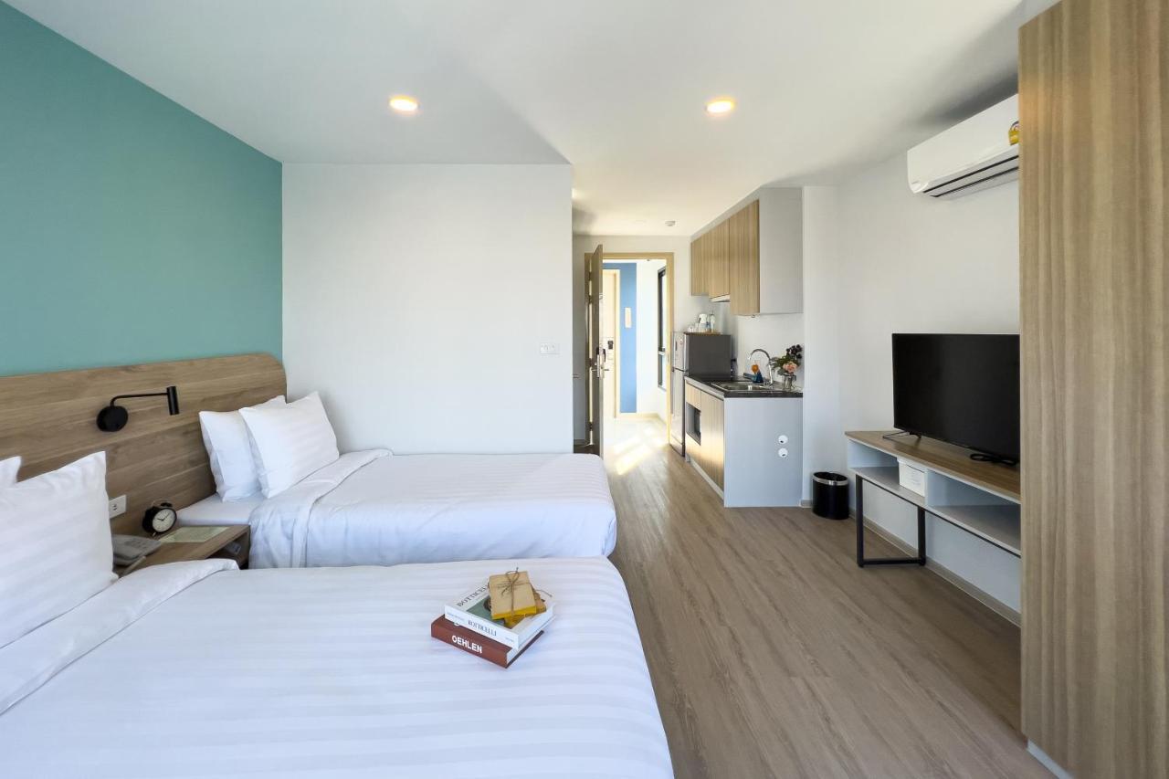 Wellness Stay & Hotel Sukhumvit 107 Bangkok Esterno foto