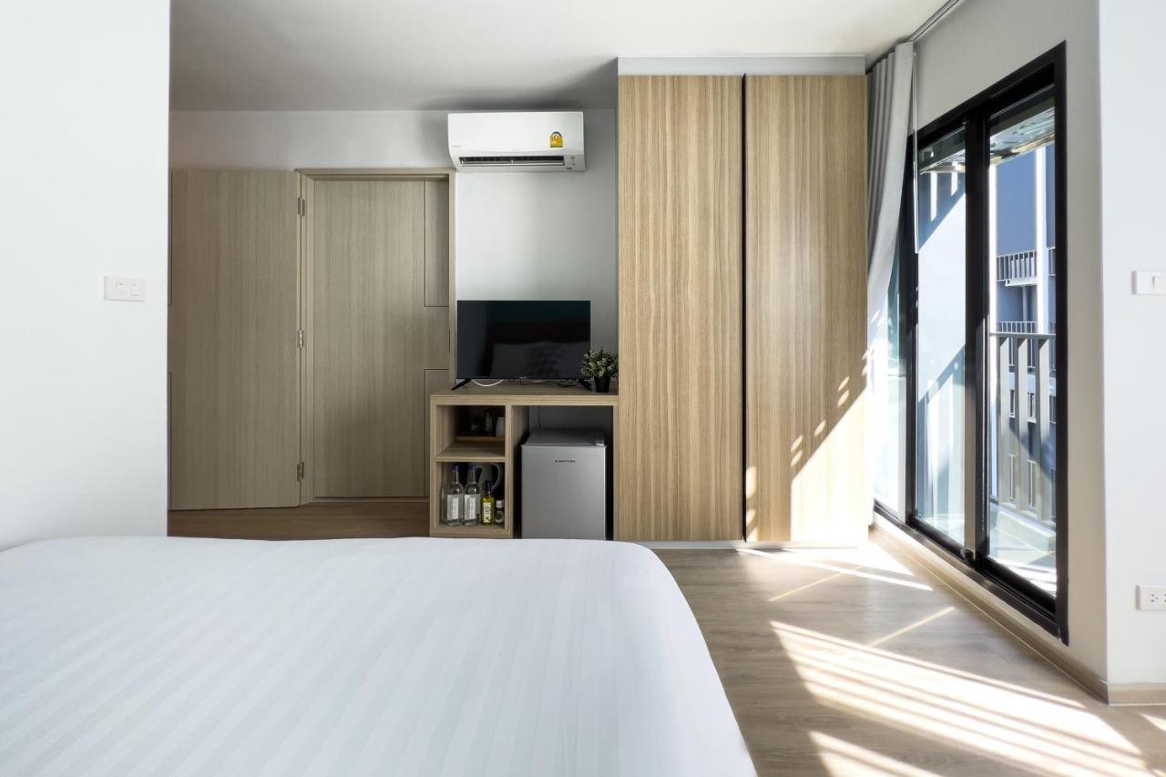 Wellness Stay & Hotel Sukhumvit 107 Bangkok Esterno foto