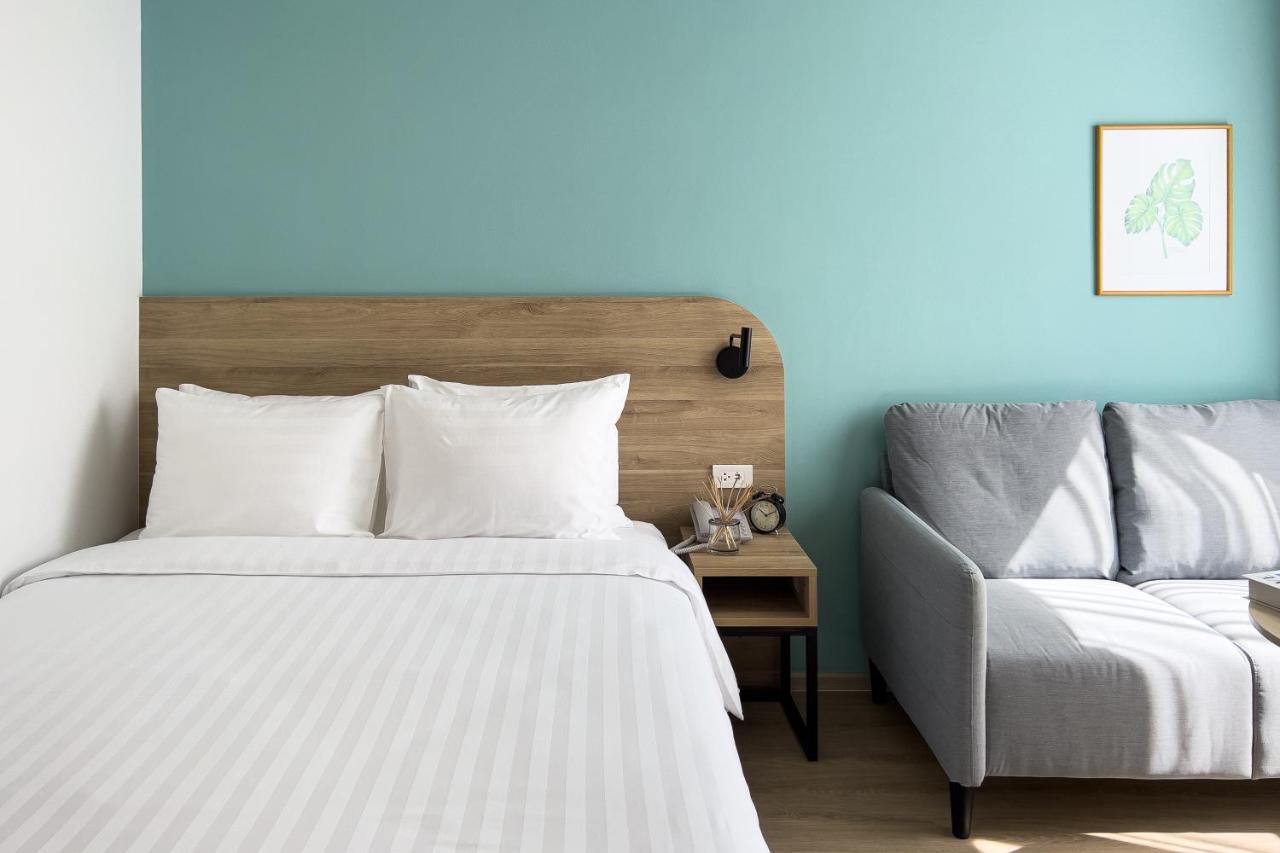 Wellness Stay & Hotel Sukhumvit 107 Bangkok Esterno foto