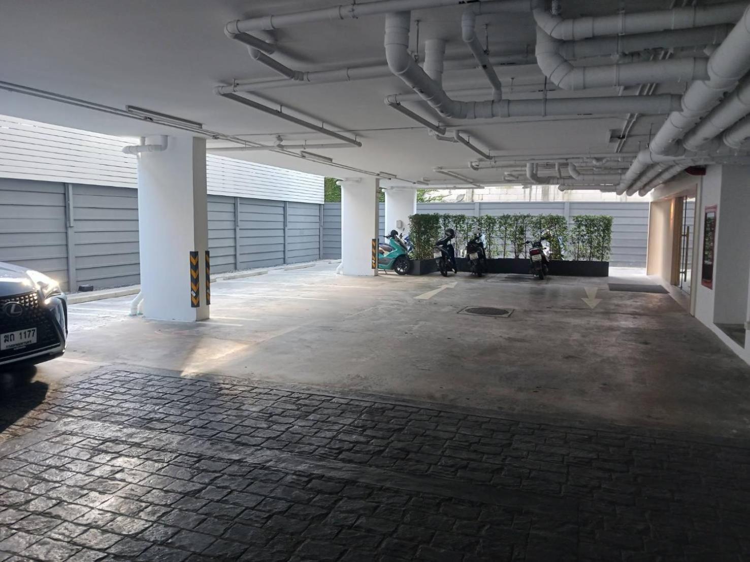 Wellness Stay & Hotel Sukhumvit 107 Bangkok Esterno foto